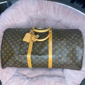 SOLD❤️ Authentic Louis Vuitton Keepall 55 Duffle Bag. EXCELLENT CLEAN CONDITION